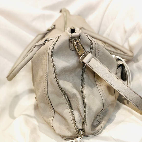 Steve Madden Gray/Tan/Shoulder bag/purse M/L size - Picture 3 of 8